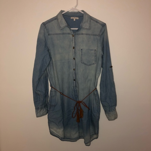 Charlotte Russe Chambray Ombré Belted Dress - Picture 2 of 6